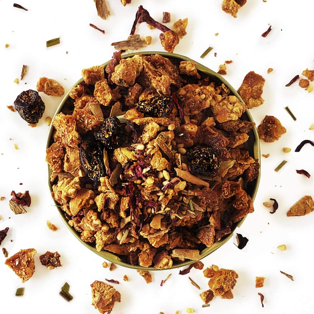 BALANCE GUAYABA CANELA Mezcla de frutas semillas y especias para crear infusiones. Déjate seducir por las texturas y los sabores de esta deliciosa mezcla. Guayaba, manzana, canela, pasas, ajonjolí y un toque refrescante de lemongrass... el balance perfecto. INGREDIENTES: Guayaba, canela, manzana, pasas, hibiscus, ajonjolí caramelizado, lemongrass.